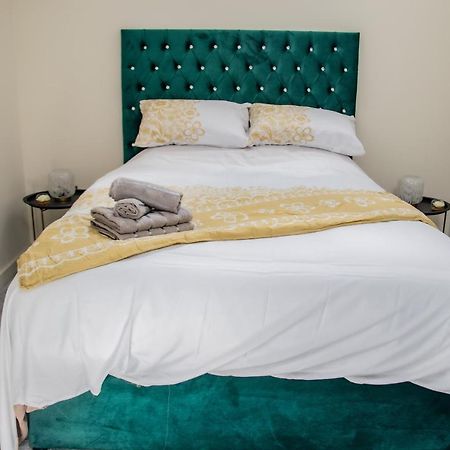 Bv Lush Apartment At Conditioning House Bradford Bradford  Eksteriør bilde